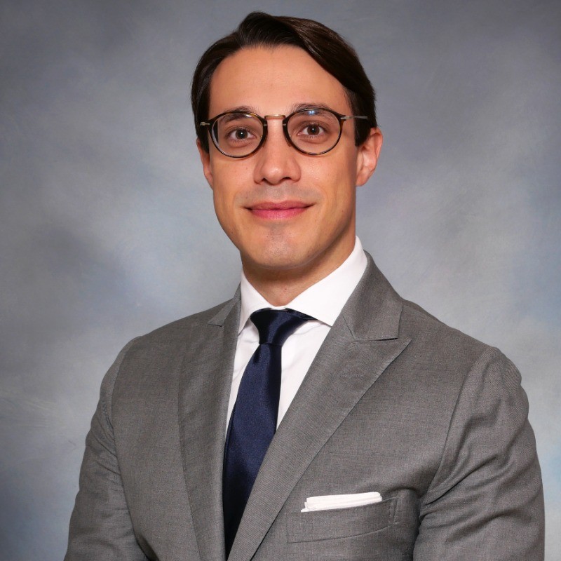 Dr. Alberto Martini Hakkında